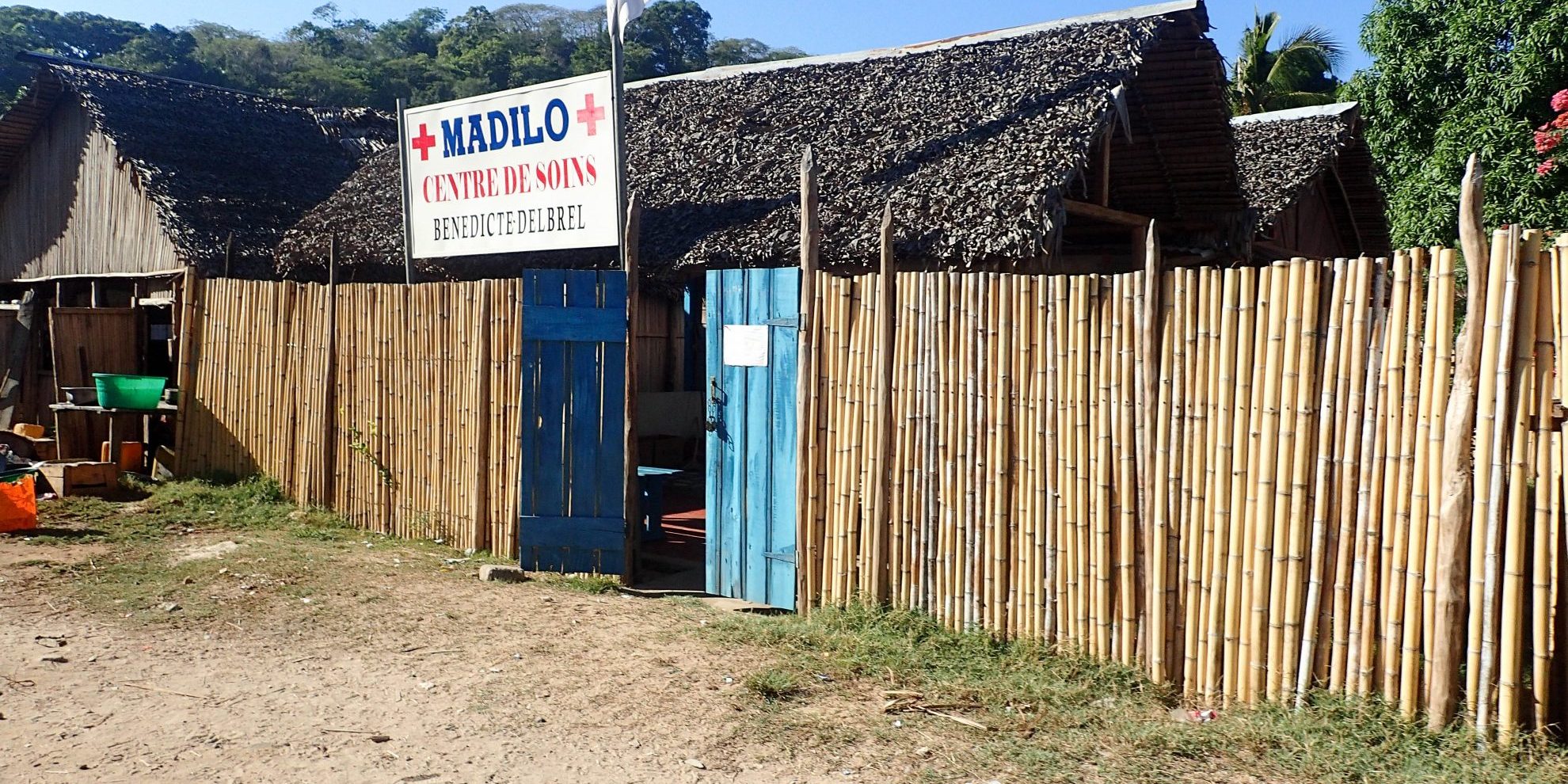 OLYMPUS DIGITAL CAMERA Madilo - Projet